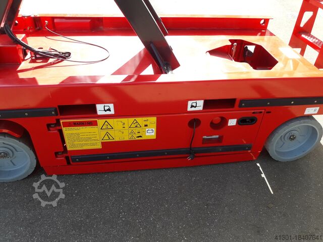 Piattaforma aerea a forbice NUOVO PREMIO FIERISTICO BAUMA CFMG CFPT1012