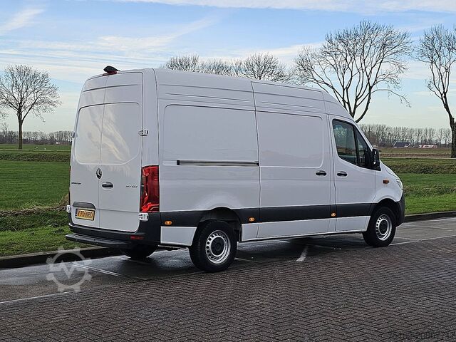 高顶旅行车 MERCEDES-BENZ SPRINTER 317 L2H2 LED Mbux Navi!