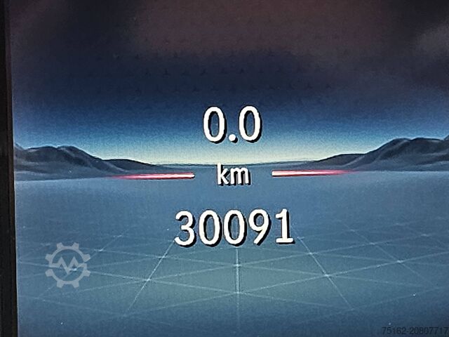 高顶旅行车 MERCEDES-BENZ SPRINTER 317 L2H2 LED Mbux Navi!