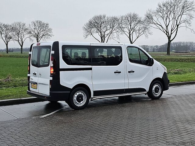 Επιβατικές μεταφορές OPEL VIVARO 1.6 L1 Combi 9p Airco