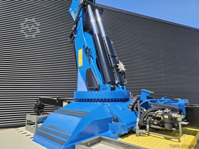 Plataforma de carga Scania S580 V8 / 8x4 / FASSI 115 t/m CRANE / RETARDER