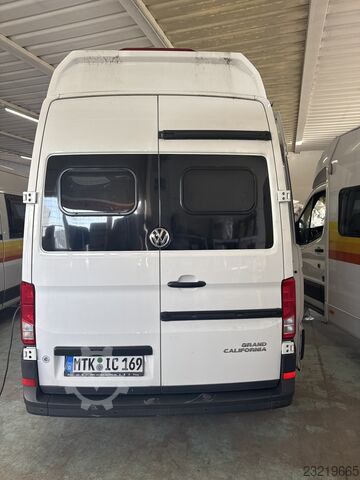 バン VW Grand California 2023 | Automatico | Completamente equipaggiato