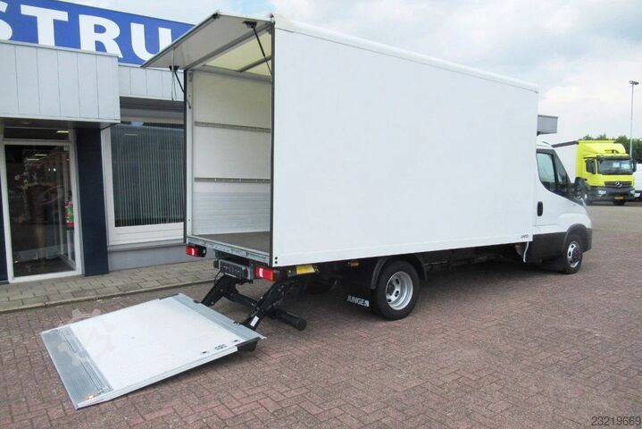 Iveco Daily 35C16 ladbil med lift Iveco Daily 35C16 Bak + klep