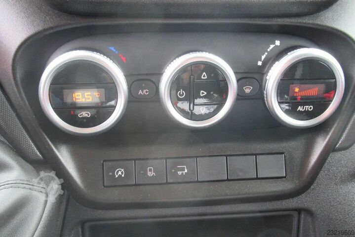 Iveco Daily 35C16 ladbil med lift Iveco Daily 35C16 Bak + klep