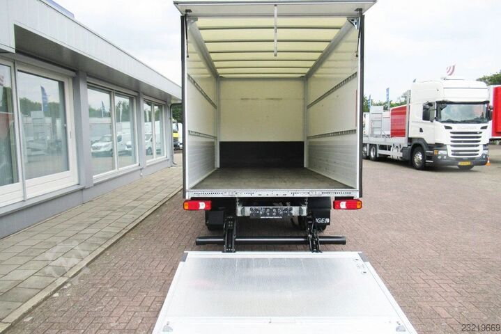 Iveco Daily 35C16 ladbil med lift Iveco Daily 35C16 Bak + klep