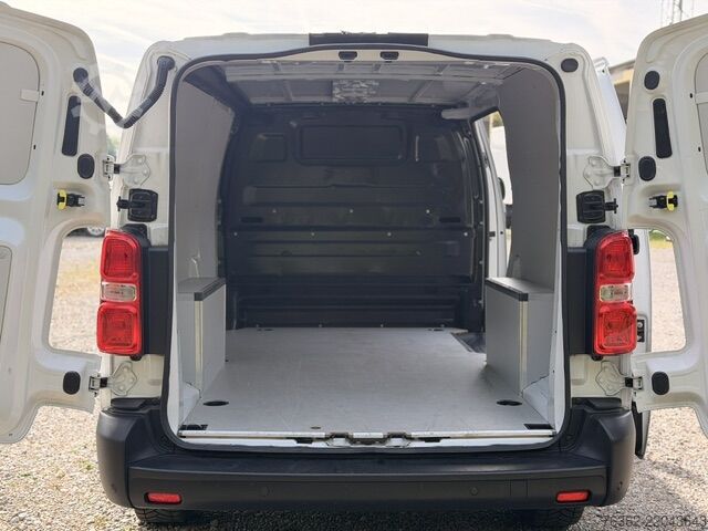 Furgone cassonato lungo FIAT Scudo L3 Aut. Carplay. Navi. Klima. PDC