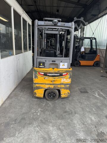 Electric - 3 wheels Jungheinrich EFG 216K