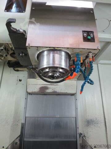 Trung tâm gia công dọc MIKRON VCE 800 W Pro
