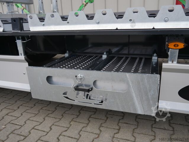 открита полуремарке FLIEGL 2-Achs Mega Plateau Jumbo SZS 290