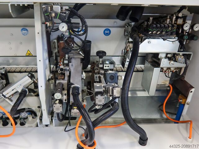 Einseitige Kantenanleimmaschine BIESSE AKRON 1330