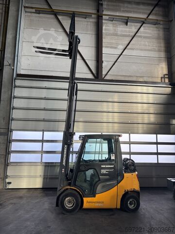 PB targoncák Jungheinrich TFG 425 S Triplex 5.000 mm
