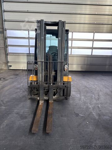 PB targoncák Jungheinrich TFG 425 S Triplex 5.000 mm