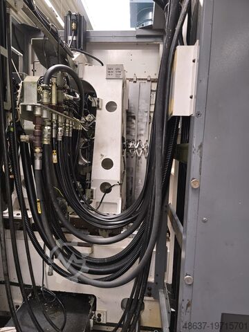 Horizontal machining center Okuma MA-400HA