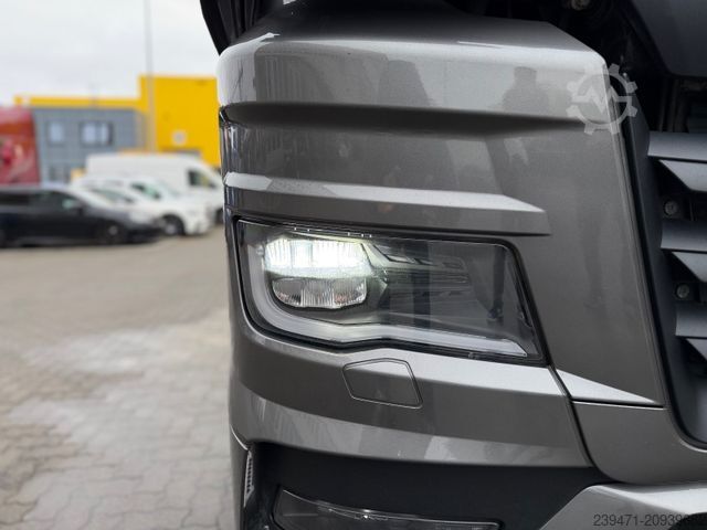 Tractor estándar MAN TGX 18.510 4x2 XXL Retarder 2x Tank ACC Indiv.