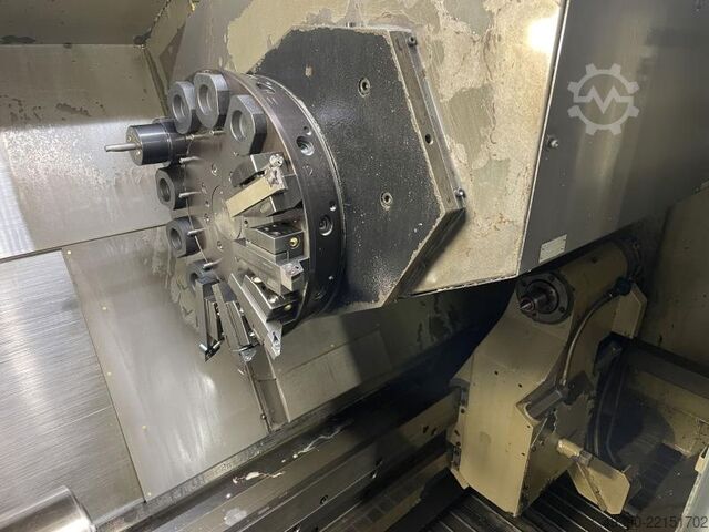 CNC sústruh s poháňanými nástrojmi a osou Y; CNC riadenie FANUC Series 18i-TB, obrábacie centrum (BA MONFORTS RNC 300 MultiTurn