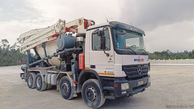 Betooniveoki segisti - pump Mercedes-Benz Actros 3244
