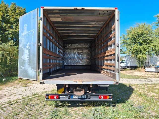 Φορτηγό κουτί (κουρμπαριστό) IVECO Eurocargo 12E27