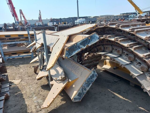 自卸卡车 Komatsu HM400-3R (4 pieces available in Abu Dhabi)