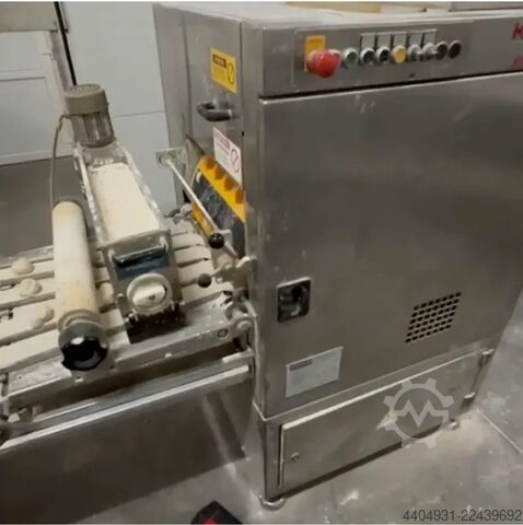 小型パン製造ライン　7,500個/時 Koenig Combi Line