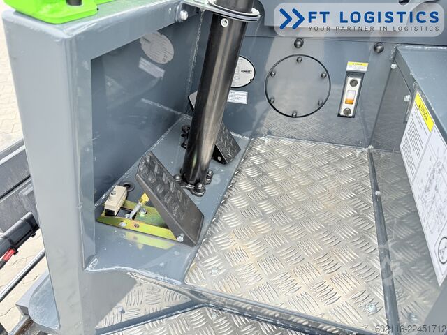 Wózek widłowy czterokierunkowy Combilift CB3000 DIESEL TRIPLEX 5550 SIDE SHIFT