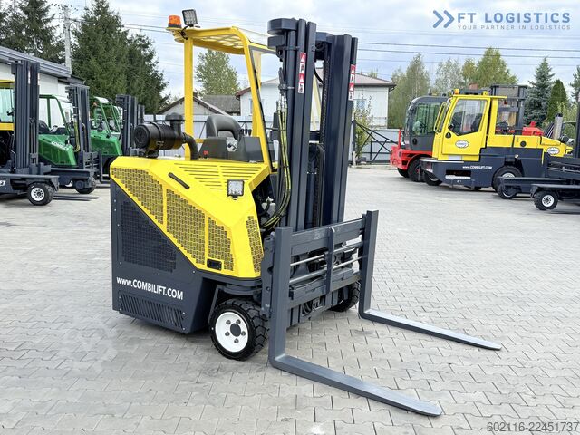 رافعة شوكية رباعية الاتجاهات Combilift C3000CB GAS TRIPLEX 4900 POSITIONER TOP1