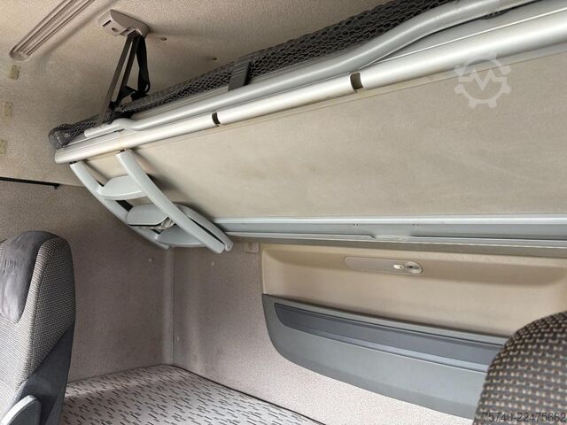 Standard-SZM DAF XF460 + MANUAL + EURO 6 + SPOILERS