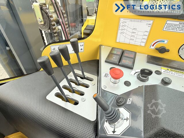 štirismerni viličar Combilift C4000 GAS DUPLEX 4600 FORK POSITIONER