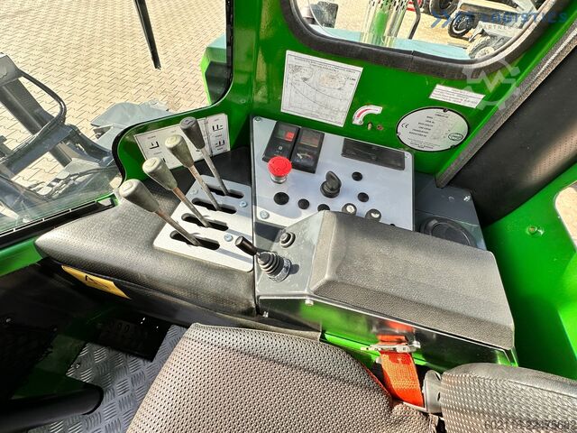 Truk forklift 4 arah Combilift C4000 / LPG / DUPLEX / 4500MM /FREE LIFT
