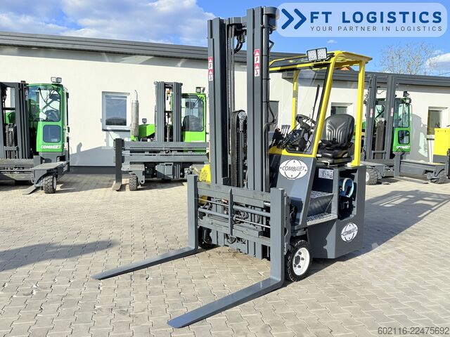 Forklift empat arah Combilift CB2500 GAS TRIPLEX 6000 FREE-LIFT