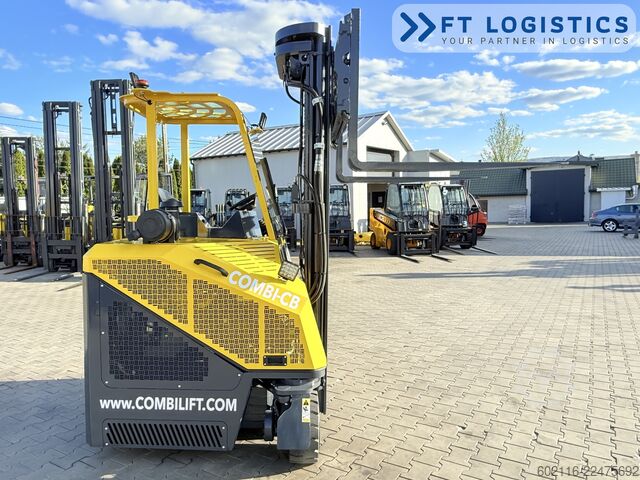 Forklift empat arah Combilift CB2500 GAS TRIPLEX 6000 FREE-LIFT