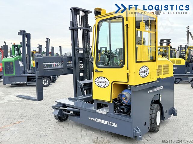 Stivuitor cu patru direcții Combilift C3000 GAS DUPLEX 4100 WIDE POSITIONER