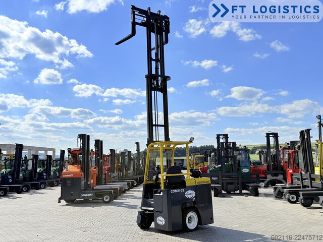 四向叉车 Combilift CB3000 DIESEL TRIPLEX 5500 FREE-LIFT
