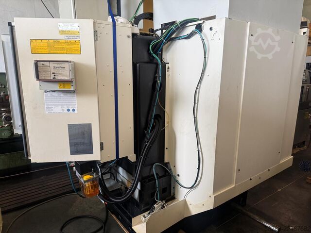 Vertikalt maskineringssenter Fanuc Robodrill Alpha T21iFa 5 axis