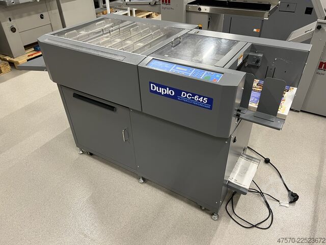 Machine à rainurer et à perforer Duplo Docucutter DC-645