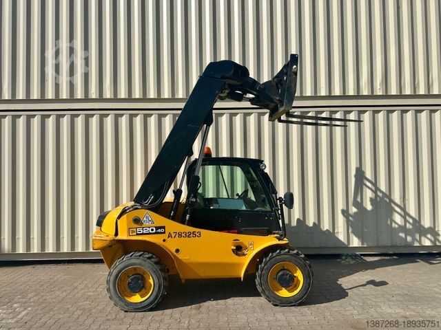 Други JCB 520-40 / 2017 BJ / 2.297 Bh / 4 Meter / 2 Tonnen