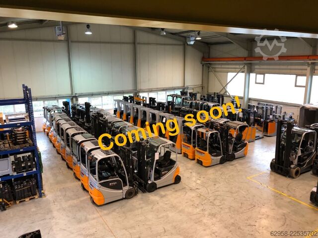 Electric 4-wheel forklift Still RX60-25