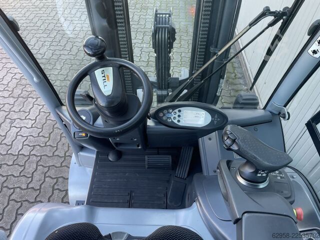 Elektrisk 4 -hjulig gaffeltruck Still RX60-25 | Nur 3.655 Bst.