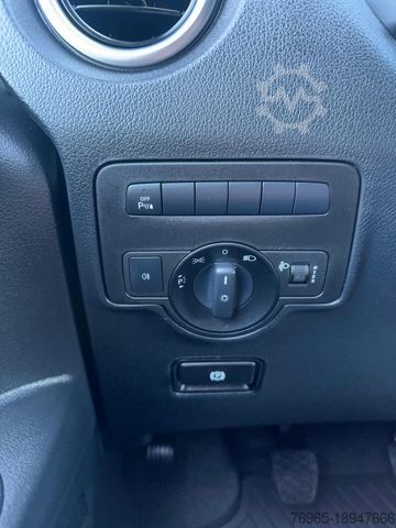 Pallbíll MERCEDES-BENZ Vito 110CDI EXTRALANG TEMPOMAT PARKHILFE WEBASTO