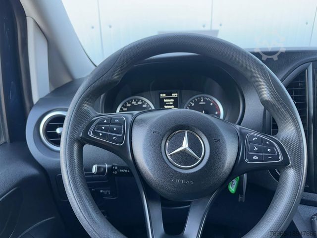 Pallbíll MERCEDES-BENZ Vito 110CDI EXTRALANG TEMPOMAT PARKHILFE WEBASTO