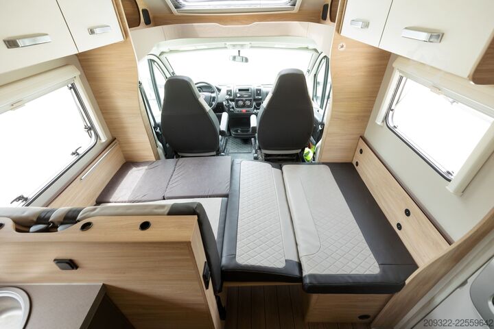 Lakókocsi/lakóautó Fiat Ducato Weinsberg Carasuite 2020 | Completamente accessoriato | 5 posti let
