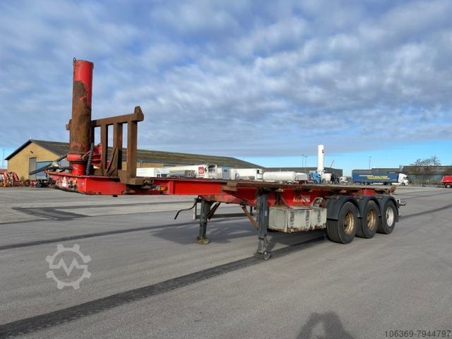 Kel-Berg 3 axle Tipping Container Chassis
