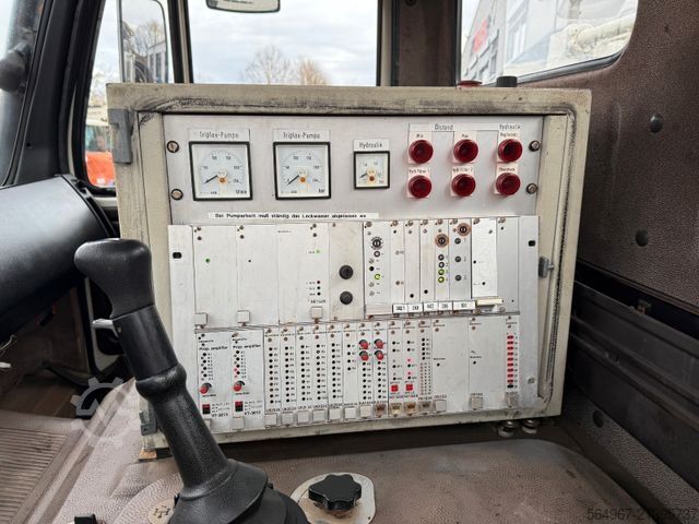 Saugwagen MERCEDES-BENZ 1928 NG 4x4 V8 Hochdruckpumpe Uraca KD412