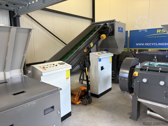 Mesin pengolahan plastik RSS Recycling Shredders Solutions 