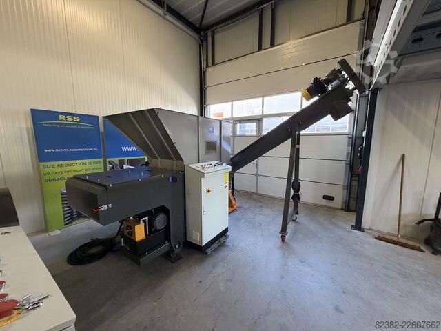 Mesin pengolahan plastik RSS Recycling Shredders Solutions 