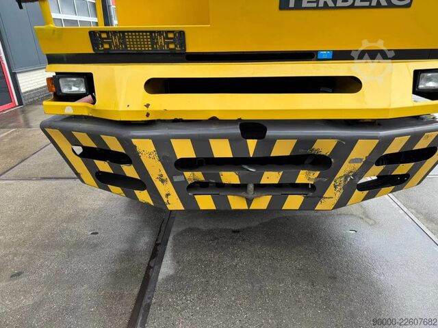Terminal tractor Terberg BC 182