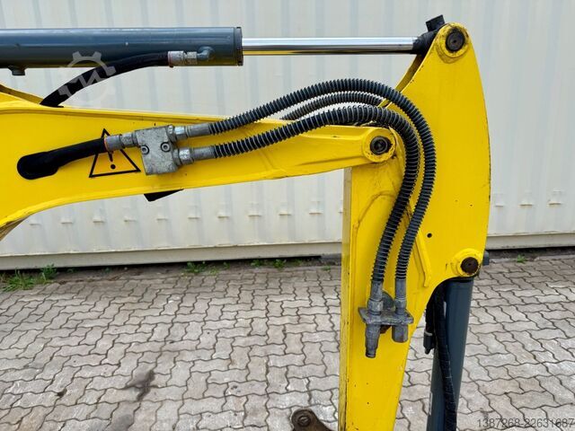 Miniekskavaator WACKER Neuson ET16 / 2019 BJ / 1.520 H / 3x Löffel