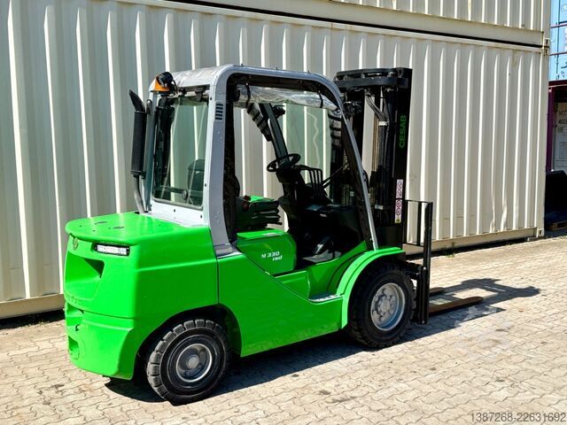 フロントローダーフォークリフト CESAB M330DV Diesel / 3 T  / 2025 BJ / 284 H / Waage