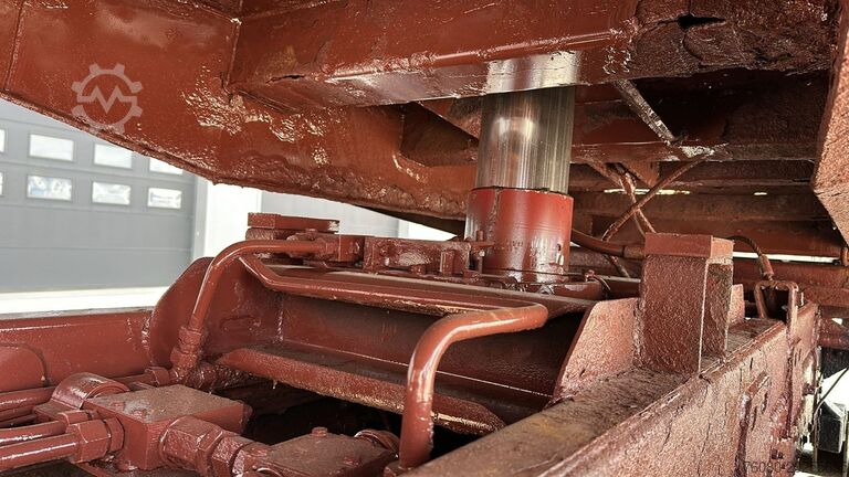 3-stranný sklápač Renault Kerax 385 (POMPE MANUELLE / MANUAL PUMP / 6X4 /...