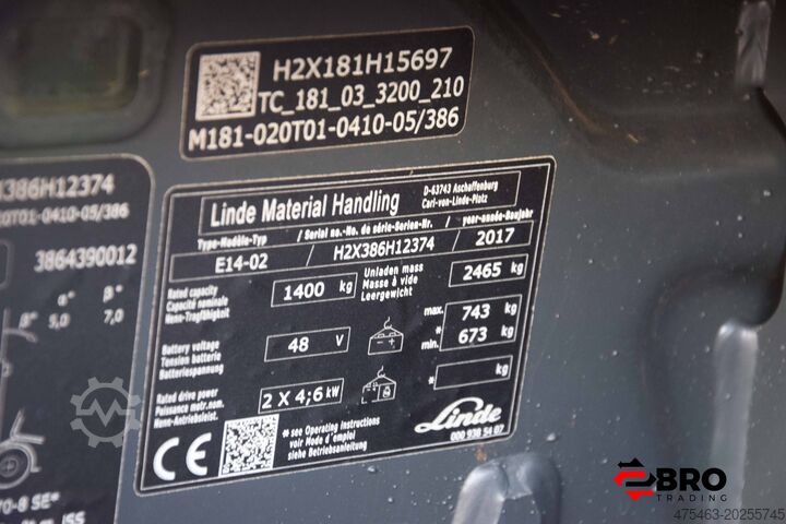 Empilhadeira de quatro rodas Linde E14-02 EVO triplex
