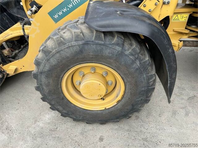 Chargeur CAT 906M (8758)